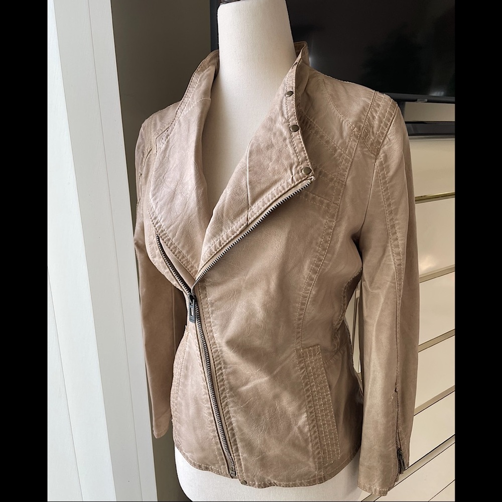 Amisu Faux Leather Jacket